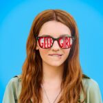 Nieuwe serie 'Geek Girl' vanaf 30 mei op Netflix Geek Girl